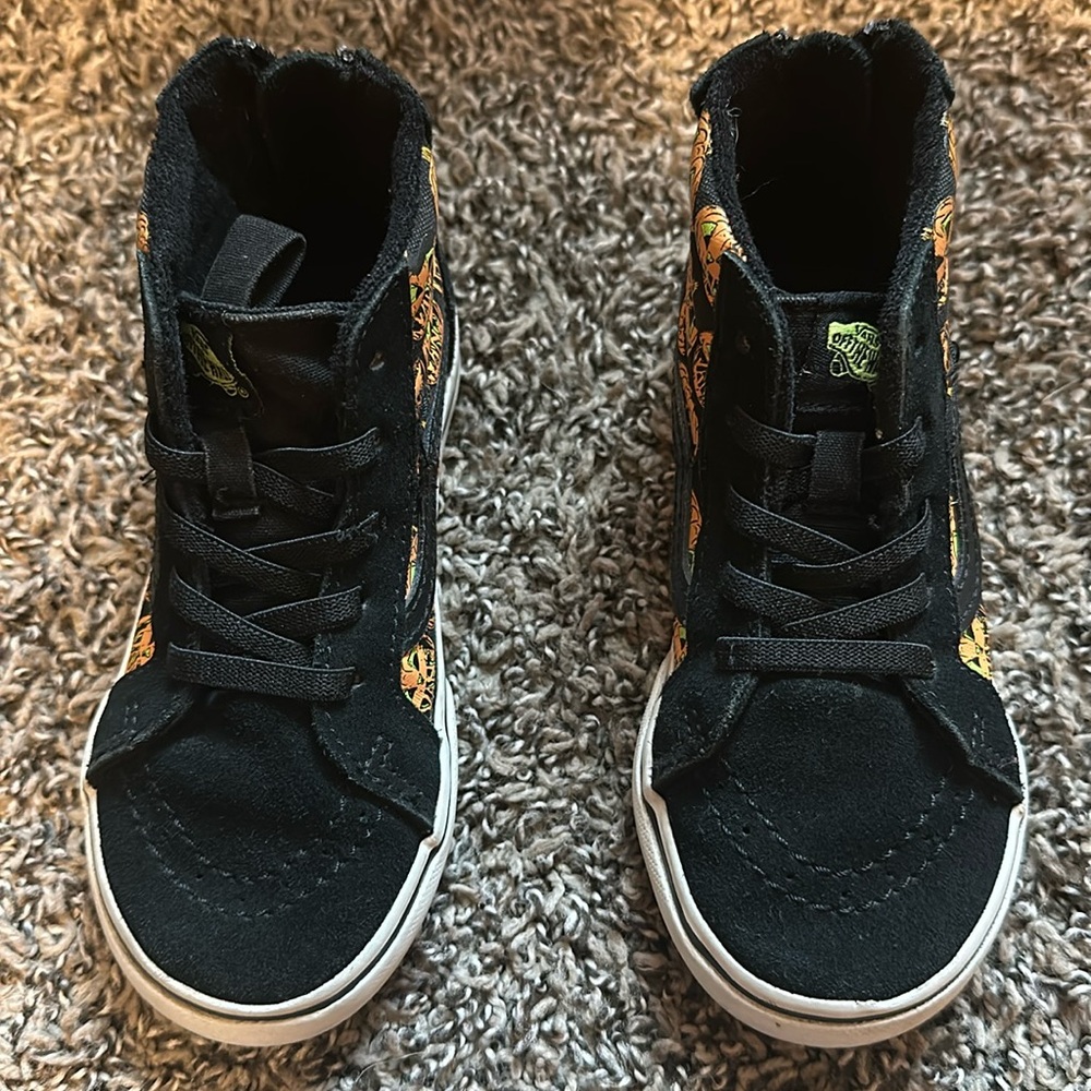 Kid Halloween vans